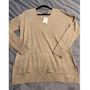 Womens brand sweaters and midi length casual skirt size Small/medium